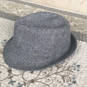 Grey fedora/trilby hat